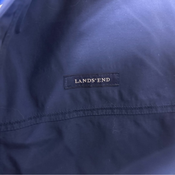 Lands' End Men's Navy and Royal Blue Puffer Jacket - Picture 2 of 16